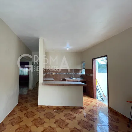 Rent this studio house on Calle 12 Oriente in Colonia Rafael Hernández Ochoa, 92860 Túxpam
