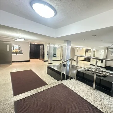 Image 4 - 31-65 138th St Unit 6G, Flushing, New York, 11354 - Apartment for sale
