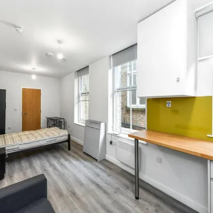 Image 5 - 22 Amelia Street, London, SE17 3BZ, United Kingdom - Apartment for rent