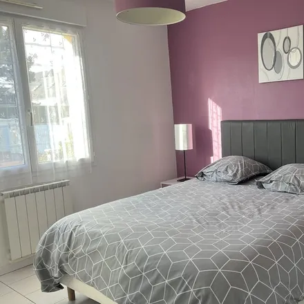 Rent this 2 bed house on 50430 Saint-Germain-sur-Ay