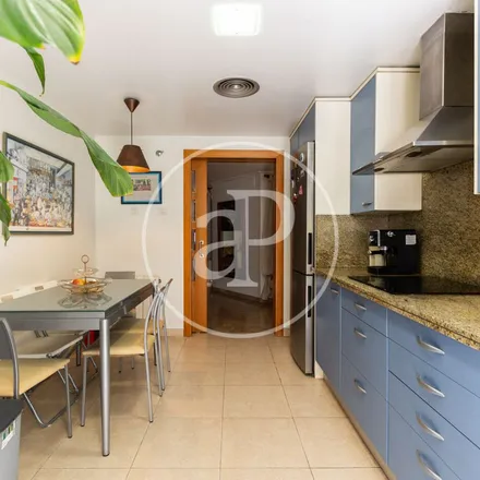 Rent this 4 bed apartment on Carrer de Sant Vicent Màrtir in 46007 Valencia, Spain