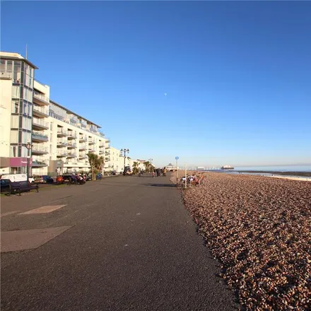 Rent this 2 bed apartment on The Imperial China in Wordsworth Road, Worthing