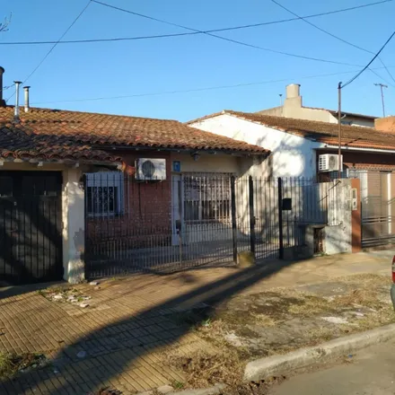 Image 1 - O'Higgins 2348, Quilmes Este, B1879 BTQ Quilmes, Argentina - House for sale