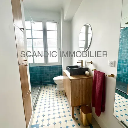 Image 7 - 140 Boulevard de Grenelle, 75015 Paris, France - Apartment for rent