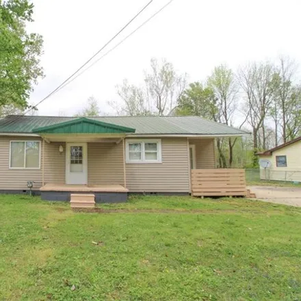 Buy this 2 bed house on 435 East Henry Street in Ashcroft Addition, Poplar Bluff