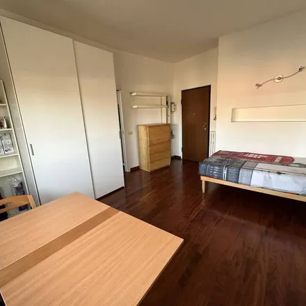 Image 1 - Astro car, Viale Gabriele d'Annunzio, 20123 Milan MI, Italy - Apartment for rent