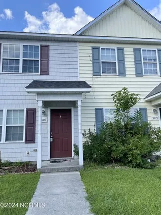 Rent this 2 bed house on 4099 Grandeur Avenue in Lakewood, Jacksonville