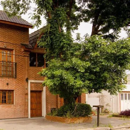 Buy this 4 bed house on Calle 10 in Partido de La Plata, 1901 Ringuelet