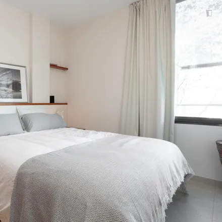 Rent this 3 bed apartment on Carrer de Ramon Turró in 55, 08001 Barcelona
