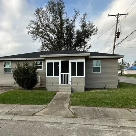 Rent this 3 bed house on 819 North Booker Street in Lake Charles, LA 70601
