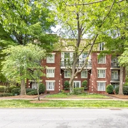Buy this 2 bed condo on 414 Queens Road in Charlotte, NC 28207