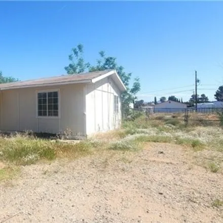 Buy this studio apartment on 1490 Suffock Avenue in New Kingman-Butler, Mohave County