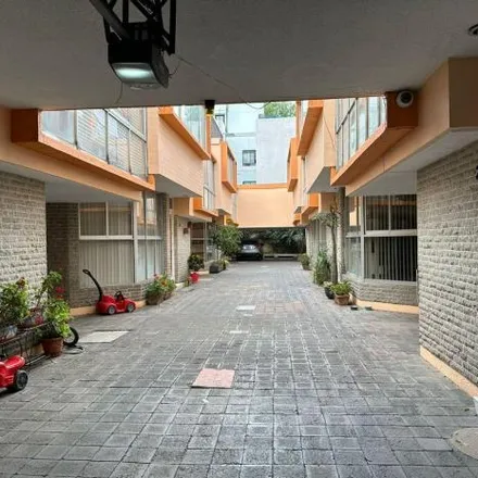 Buy this 3 bed house on Calle Londres in Colonia Del Carmen, 04100 Mexico City