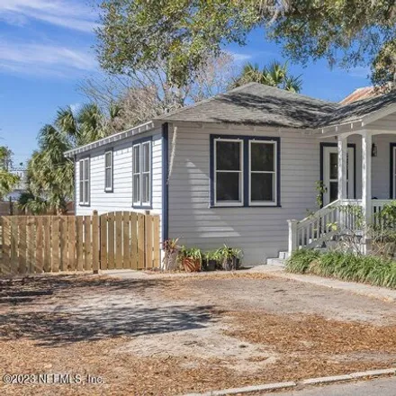 Rent this 2 bed house on Washington Street in Lincolnville, Saint Augustine