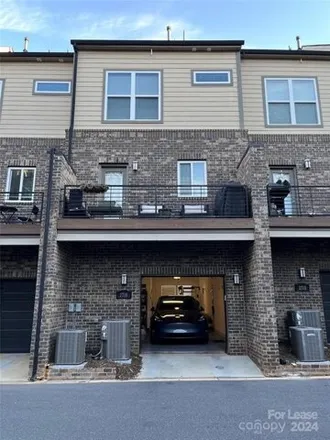 Image 2 - Red Clay Ciderworks, Grand Union Way, Charlotte, NC 28203, USA - Townhouse for rent