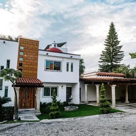 Buy this 4 bed house on Calle Tingüindín in 62050 Cuernavaca, MOR