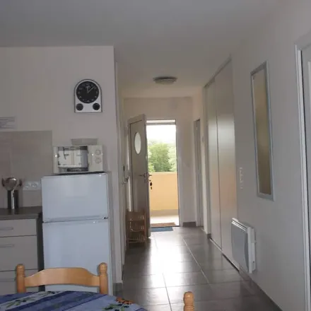 Image 6 - 50610 Jullouville, France - Apartment for rent