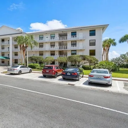 Image 2 - 3630 Whitehall Dr Apt 206, West Palm Beach, Florida, 33401 - Condo for rent