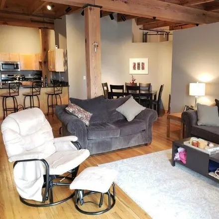 Image 5 - The Warehouse Lofts, 413 North 2nd Street, Milwaukee, WI 53203, USA - House for rent