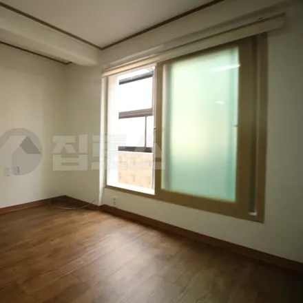 Rent this 2 bed apartment on 서울특별시 관악구 신림동 1556-30