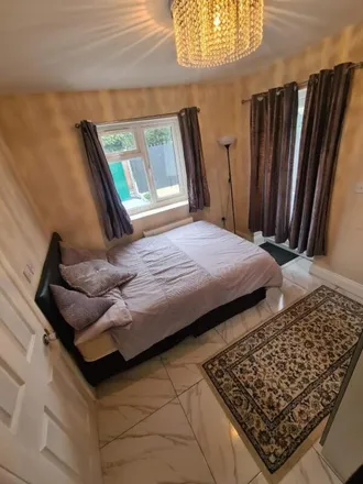 Rent this 2 bed house on London in West Drayton, GB