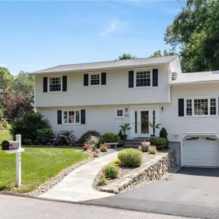 Image 2 - 481 Old Country Way, Yorktown Heights, New York, 10598 - House for sale