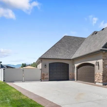 Image 4 - 3258 Chateau View Circle, Majestic Heights, South Jordan, UT 84095, USA - House for sale