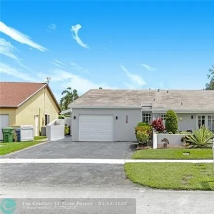 Rent this 5 bed house on 16643 Redwood Way in Weston, FL 33326