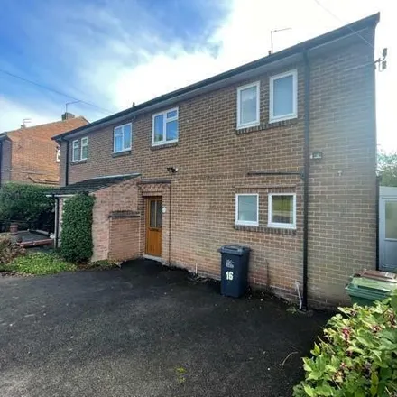 Rent this 3 bed room on 5 Barn Close in Quarndon, DE22 5JE
