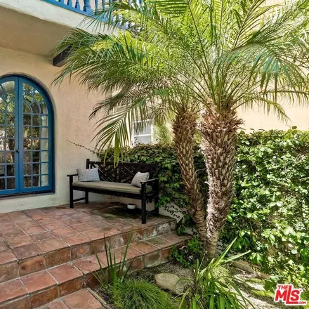 Image 3 - West Hollywood Community Day School, South Hayworth Avenue, Los Angeles, CA 90035, USA - Townhouse for sale