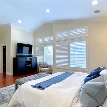 Rent this 5 bed apartment on 3828 Hilton Head Way in Los Angeles, CA 91356