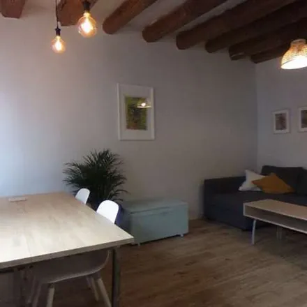Rent this 2 bed apartment on Carrer de les Penedides in 10, 08001 Barcelona