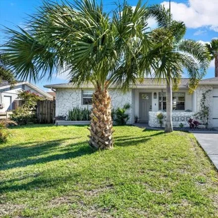 Buy this 3 bed house on 7325 Yachtsman Drive in Hudson, FL 34667