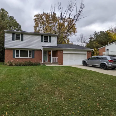 Buy this 4 bed house on 18 Worcester Drive Northeast in Grand Rapids, MI 49503