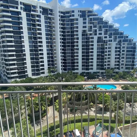 Image 7 - Isola, 770 Claughton Island Drive, Miami, FL 33131, USA - Apartment for rent