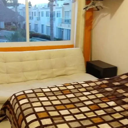 Rent this 3 bed house on Acapulco in Acapulco de Juárez, Mexico