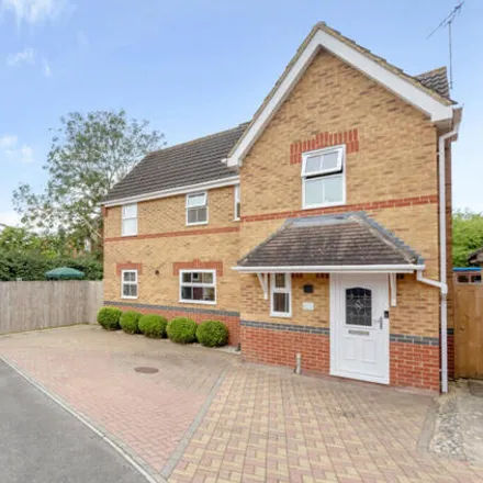 Buy this 4 bed house on Holliday Close in Swindon, SN25 4YQ