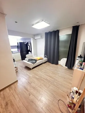 Rent this 1 bed apartment on 서울특별시 서초구 반포동 715-28