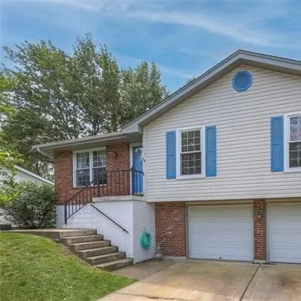 Buy this 3 bed house on 2322 Southeast Redwood Lane in Blue Springs, MO 64014