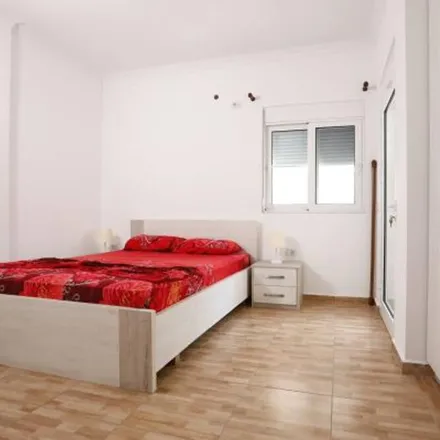 Rent this studio apartment on Rruga 40 Shenjtoret