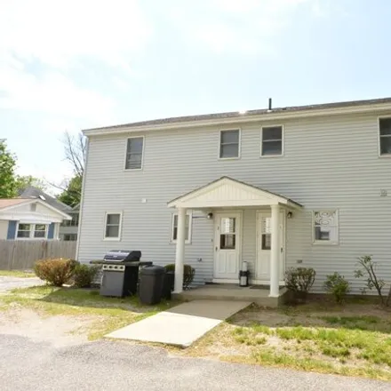 Rent this 2 bed townhouse on 6;8 Myrtle Street in Clinton, MA 01510