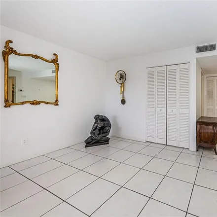 Image 8 - 3021 Countryside Boulevard, Clearwater, FL 33761, USA - Condo for sale