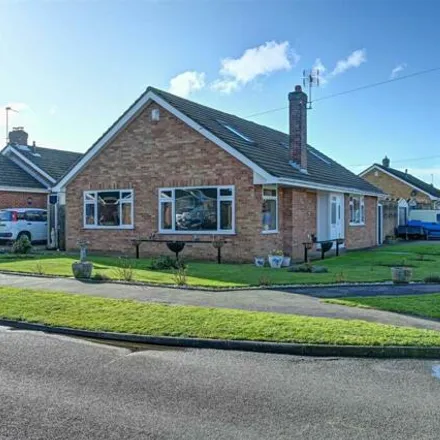 Buy this 5 bed house on Yew Tree Close in Bradwell, NR31 8NZ