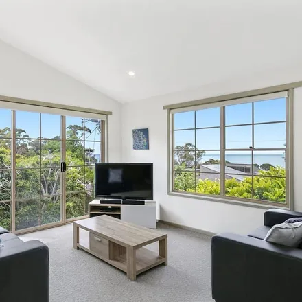 Rent this 3 bed house on Lorne VIC 3232