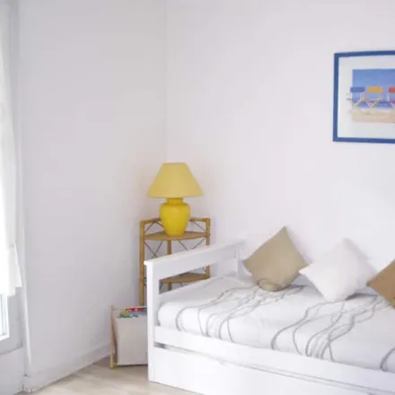 Rent this 1 bed apartment on Avenue de la Loire in 44250 Saint-Brevin-les-Pins, France