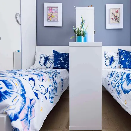 Rent this 2 bed room on Via Soperga in 42, 20127 Milan MI