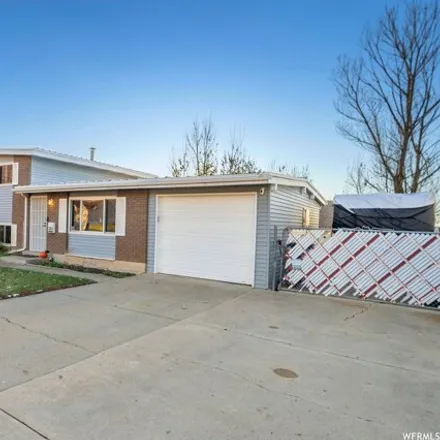 Buy this 4 bed house on 389 North 30 West in Kaysville, UT 84037