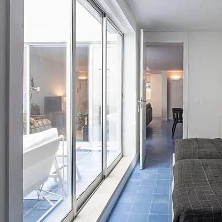Rent this 3 bed apartment on CP - Comboios de Portugal in Calçada do Duque, 1200-155 Lisbon