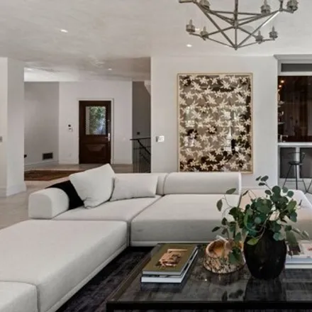 Image 9 - 1557 North Doheny Drive, Los Angeles, CA 90069, USA - House for sale