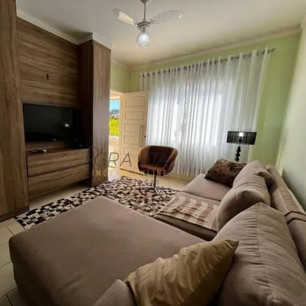 Buy this 3 bed house on Rua Maria Urbana Rezende in Rezende, Varginha - MG